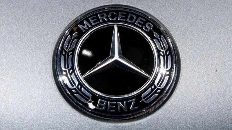 Mercedes Benz की टीम ने शुरू की Cyrus Mistry दुर्घटना की जांच