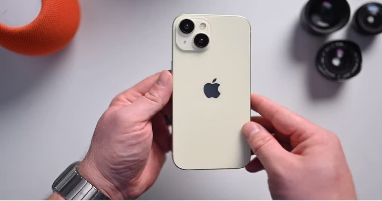 Apple iPhone 15 लॉन्च से पहले जानें प्राइस, डिजाइन, प्रोसेसर, बैटरी, और कैमरा के बारे में सबकुछ!